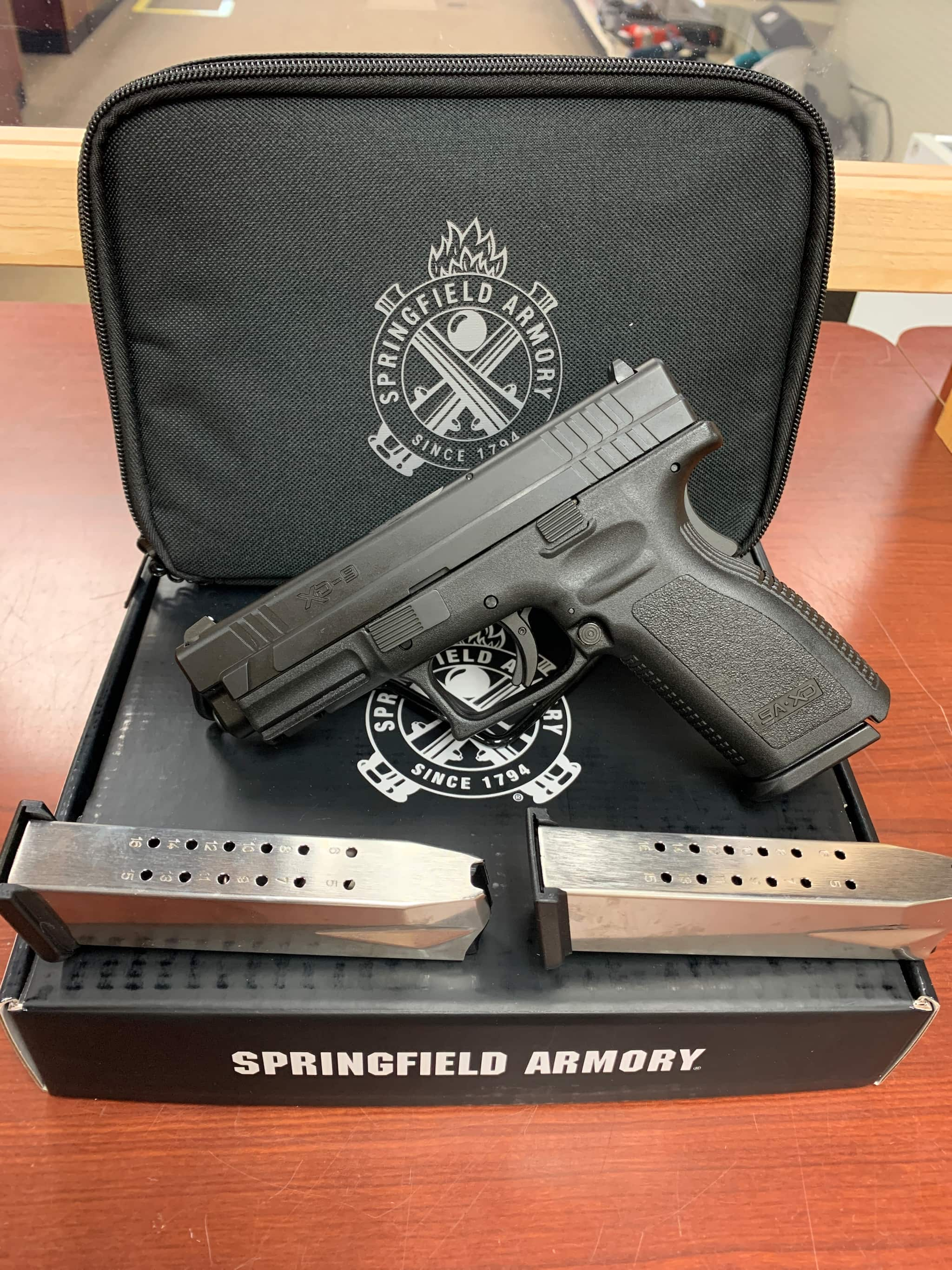 Image of SPRINGFIELD ARMORY XD-9 4.0 xd9101 with 3 mags