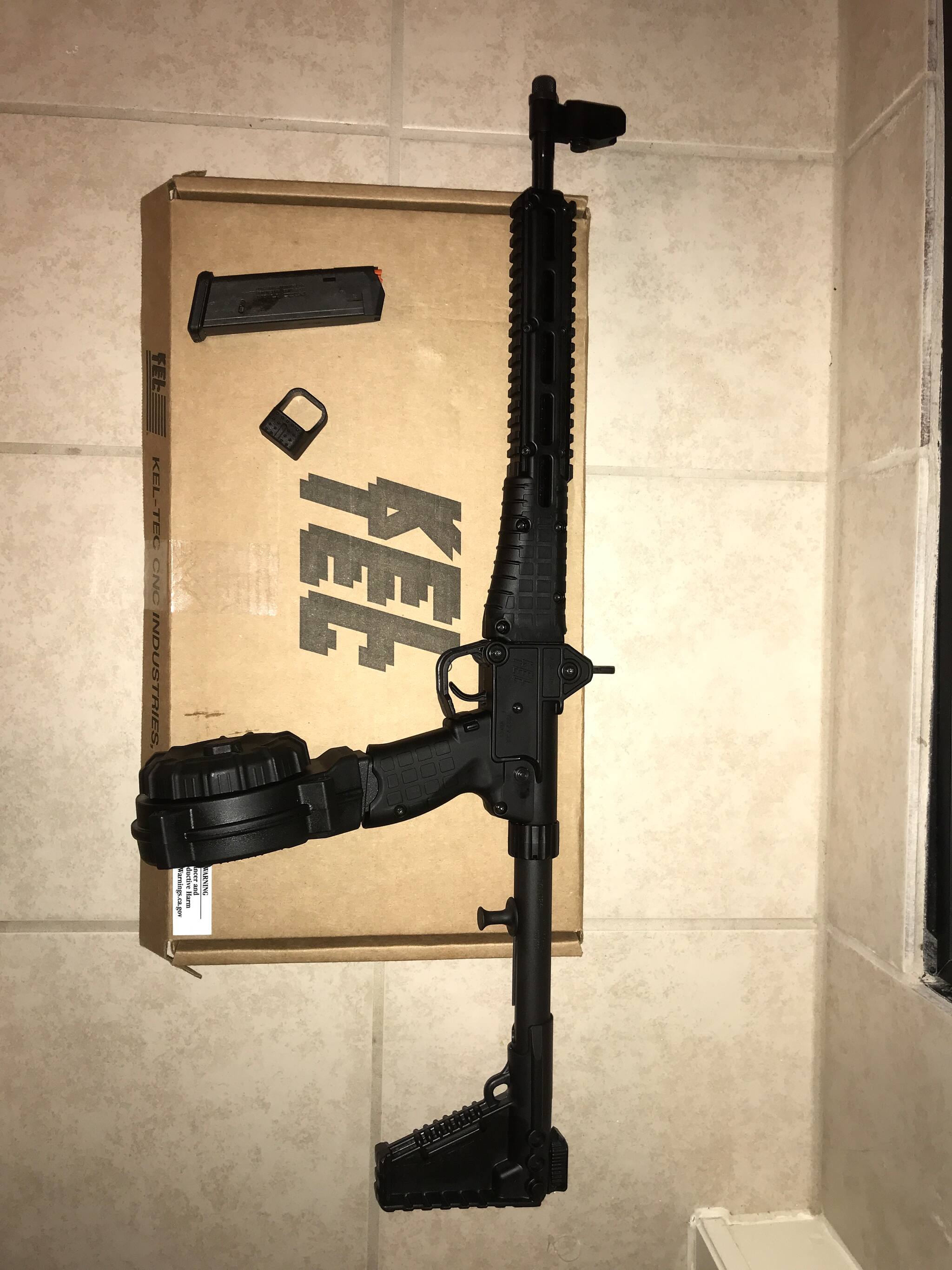 Image of KEL-TEC SUB 2000 GLK 17 RND MAG