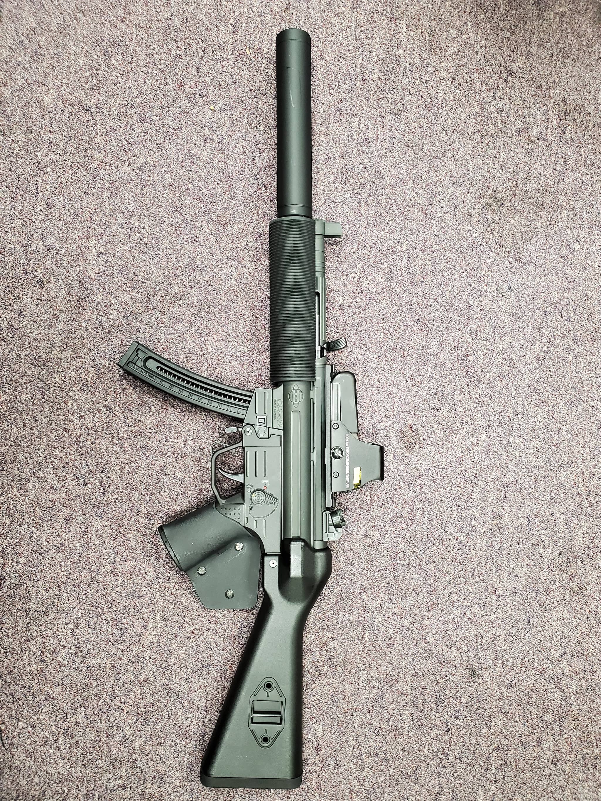 Image of GSG GERMAN SPORTS GUNS FEATURELESS HK MP5 CLONE GSG-522 with red dot sight
