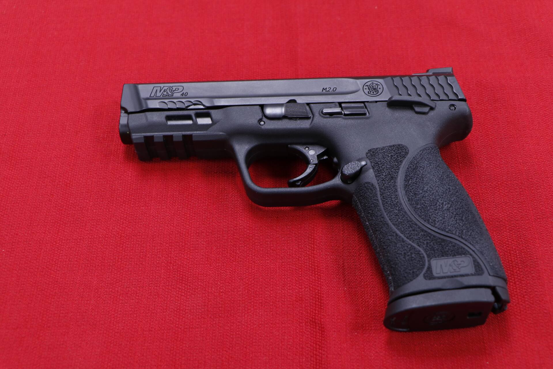 Image of SMITH AND WESSON M&P40 M2.0