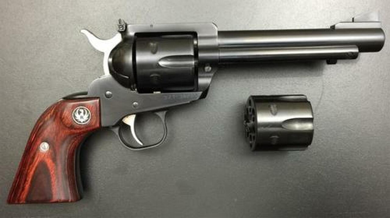 Image of Ruger Blackhawk Flattop .357 Mag/9mm, 5.5", 6rd, Two Cylinders, Wood/Blued